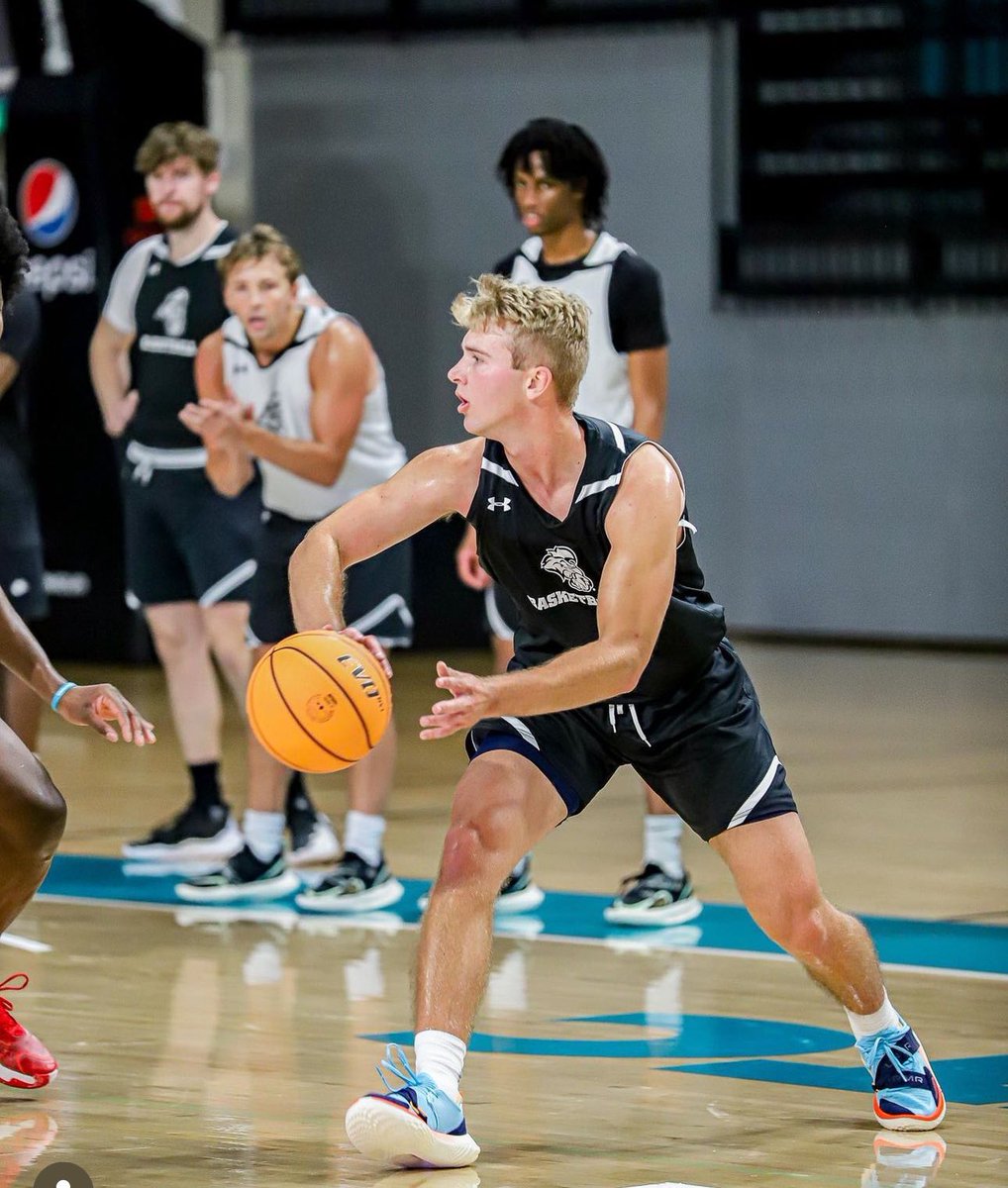 CoachSoza's tweet photo. Beyond proud of this kid! @jackson_keil has talked about being a D1 student-athlete since he was six years old! He received an opportunity &amp; now he is proving he belongs! https://t.co/8zImoBVbrw