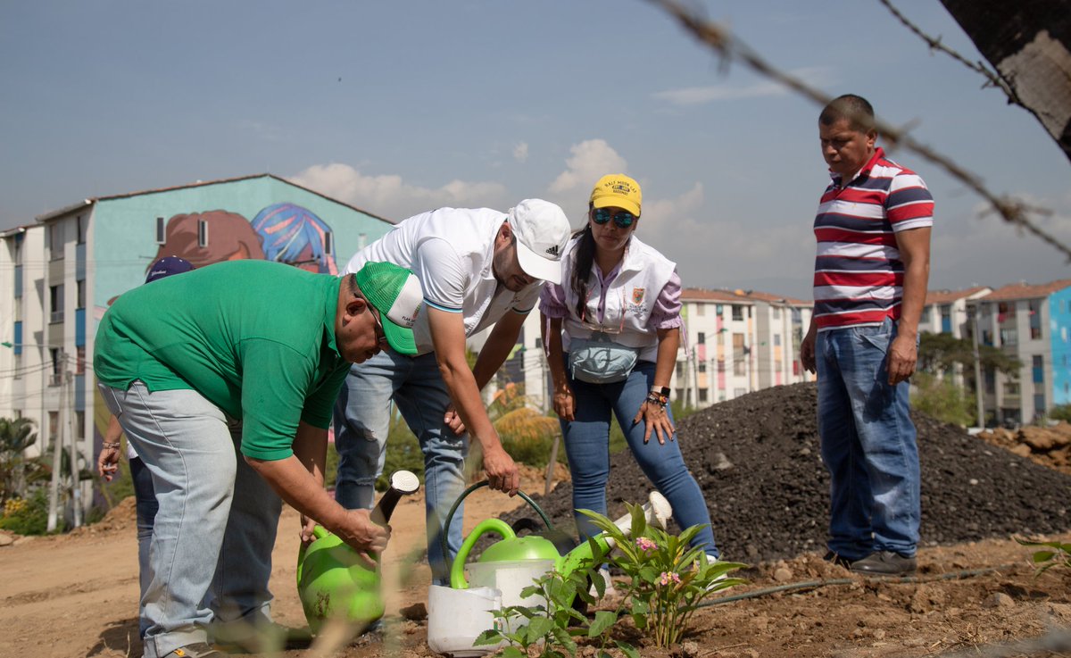 Plan Jarillón de Cali tweet media