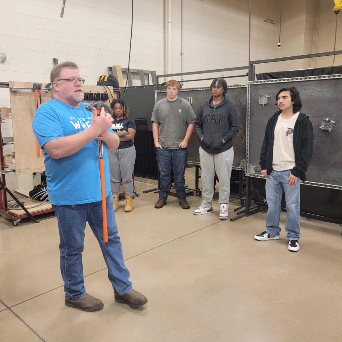 Students in our electrical technology class learned how to bend conduit and measure angles for proper fit #HCTCREADY #EMSproud <a href="/KimTraylor01/">Kimberly Traylor</a>