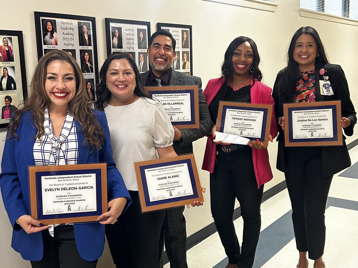 Lori Gallegos (@lori_gallegos) on Twitter photo What a fantastic night celebrating with our <a href="/NISD/">Northside ISD</a> Leadership Academy graduates! These are our future campus and district leaders! TY <a href="/NISD/">Northside ISD</a> School Board for the recognition! #LeadersGrowLeaders <a href="/NISDTeachLearn/">NISD Teaching & Learning</a> What a fantastic night celebrating with our <a href="/NISD/">Northside ISD</a> Leadership Academy graduates! These are our future campus and district leaders! TY <a href="/NISD/">Northside ISD</a> School Board for the recognition! #LeadersGrowLeaders <a href="/NISDTeachLearn/">NISD Teaching & Learning</a>