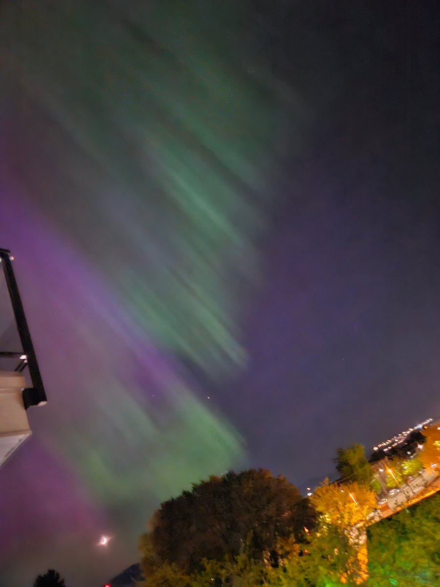 ConnieMotz's tweet photo. Are you a stargazer? Here are the best countries to visit for the best celestial views!!

https://t.co/6JgrwjVf7x

#travel #traveltuesday #stargazer #northernlights #auroraborealis https://t.co/08HbRyAHkv