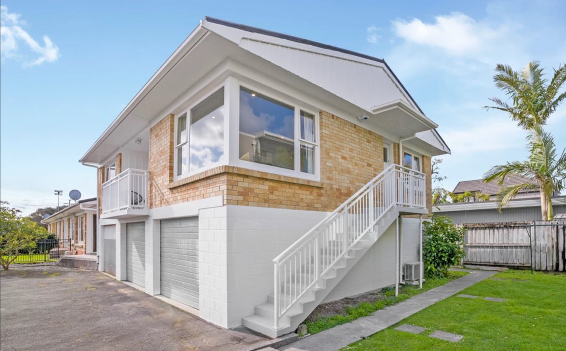 sellrealty's tweet photo. Due to strong buyer demand a Pre Auction offer has been accepted on 4/52 St Michaels Ave and the auction will now be on site at 1.30pm Friday 27th September! 

https://t.co/wIElhkJ8ib https://t.co/6uGy5dE9Do