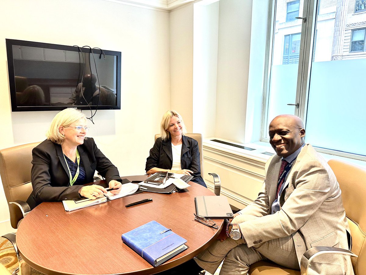 Had a great conversation with my counterpart, the Acting Danish Tech Ambassador about the #GlobalDigitalCompact, focusing on Common Ground, Common Understanding , and Common Benefits of #ArtificialInteligence. We explored how to tackle the digital divide and ensure that