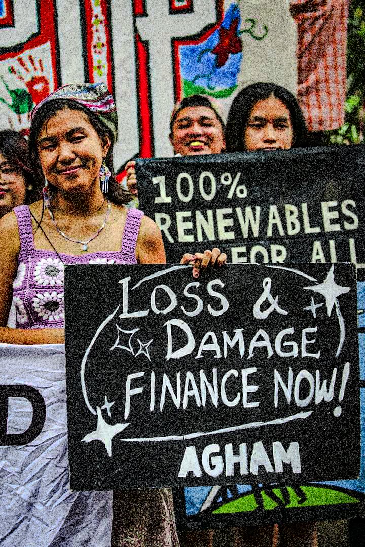 YACAPhilippines's tweet image. WE ARE JUST A GIRLS AGAINST CLIMATE CHANGE 👭👭

Let&apos;s take a look at what happen last #NowForFuture school strike and what they have learned in climate justice struggle✊🏽
