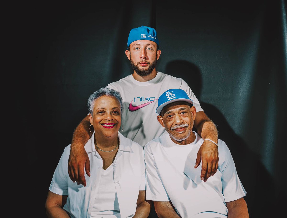 Ronald Dregan tweet media