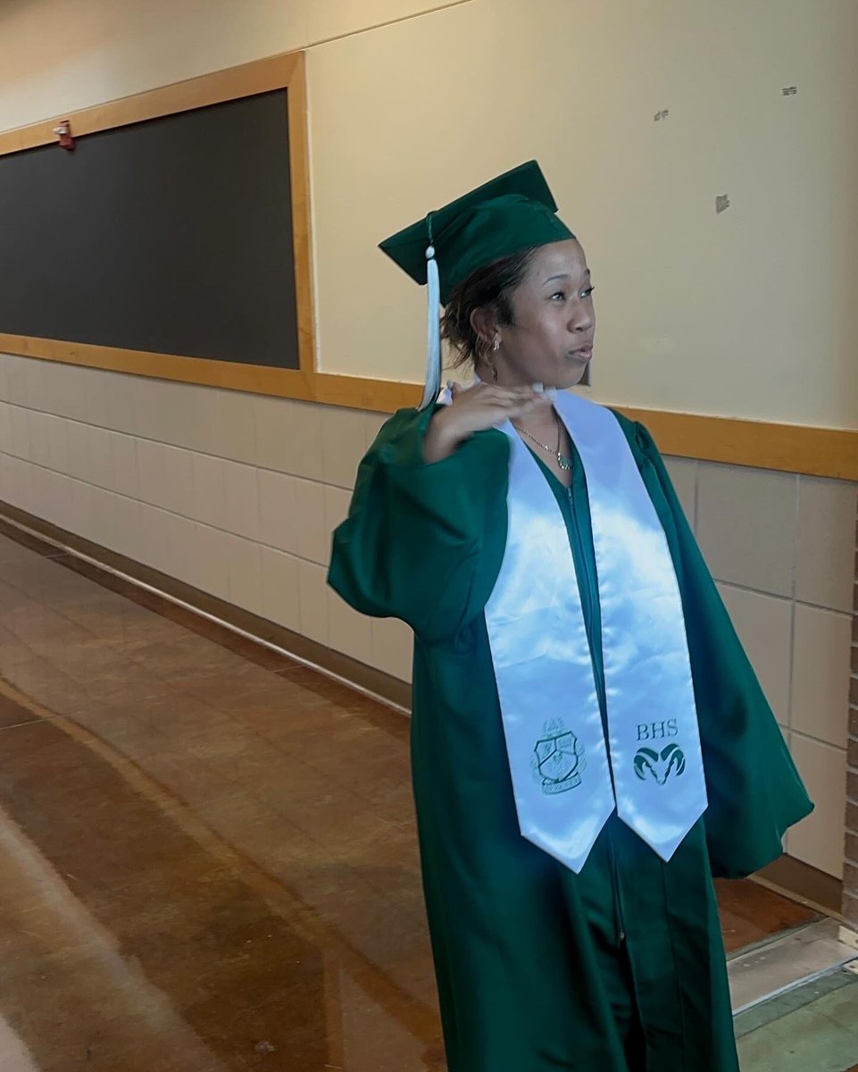 Ddurham07's tweet image. I am so proud of Jami! She was one of my former cheer babies that I coached since her freshman year. She was so kind to invite me to her early graduation at MPA 💚Her kind words of how I impacted her life filled my cup this week. 💚📣💚 #Congrats! #Herd #Ramtastic