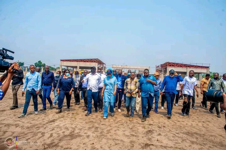 InfosPlus_rdc's tweet photo. #RDC : Le domaine Agro- industriel présidentiel de la N’sele #DAIPN victime de la spoliation a été visité par la délégation gouvernementale https://t.co/zDX1g5eNiB https://t.co/vj8ZfG0Ph2