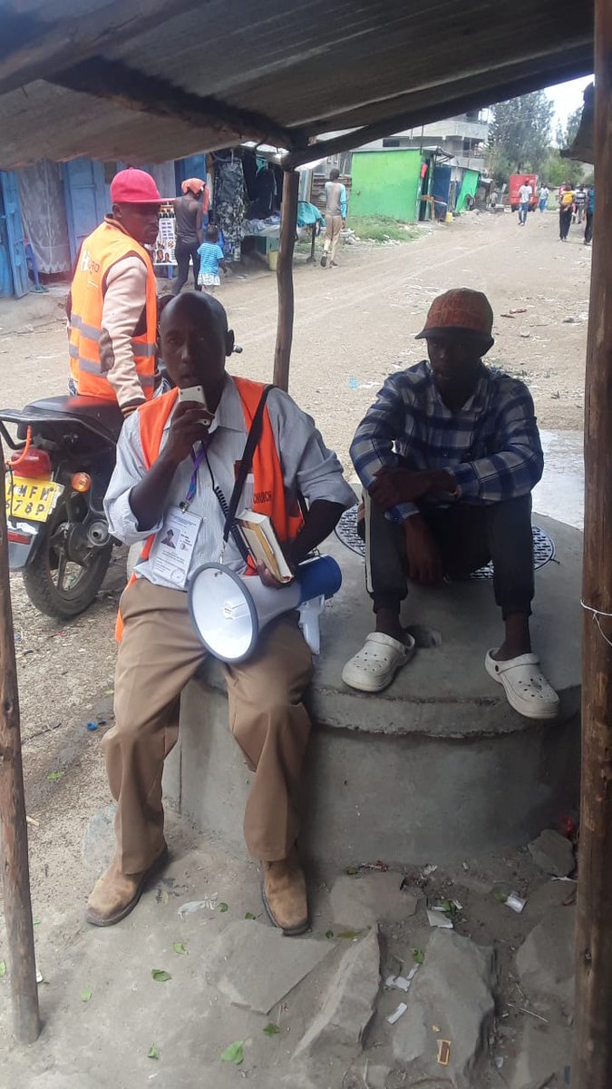 DonClipper777's tweet image. Bringing light to the streets of Kenya, spreading hope and love. ✨❤️ 
We are unstoppable because our God is unstoppable. 

#SharingFaith #GospelInAction #KMI #Gospel #JesusSaves #Jesus #ChristianFaith #WordOfGod #Unstoppable #UnstoppableGod #FaithInAction