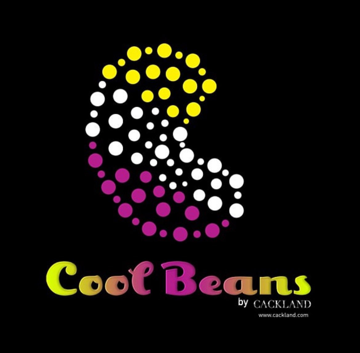 iamQuedy's tweet photo. Just randomly remembered this brand (COOL BEANS) from nearly 10-15 years ago. 

They had the coolest shirts. https://t.co/iKXa1iAmkB