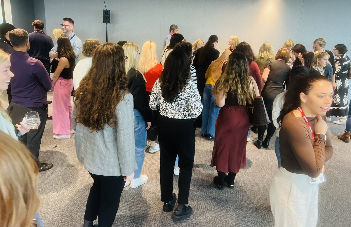 A reminder to us all to be courageous and curious in order to continuously learn <a href="/WEDUKNetwork/">Women Empowering Defence</a> event today 💜

And to remember that ‘Technology needs to serve everyone so it has to be designed by diverse teams’ - how fitting on #NationalInclusionWeek 👩‍💻🙌🏽