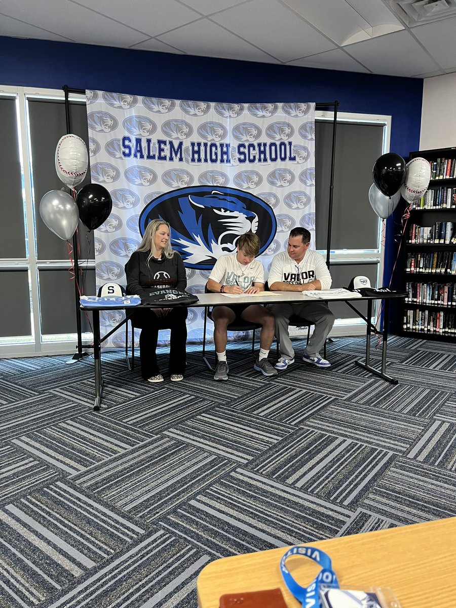 SHSTIGERSACT's tweet photo. Congratulations to Sr. Cayden Moody for signing his Letter of Intent to play baseball at @EvangelUniv next Year!  #TigerToValor https://t.co/KpyfR1h8dR