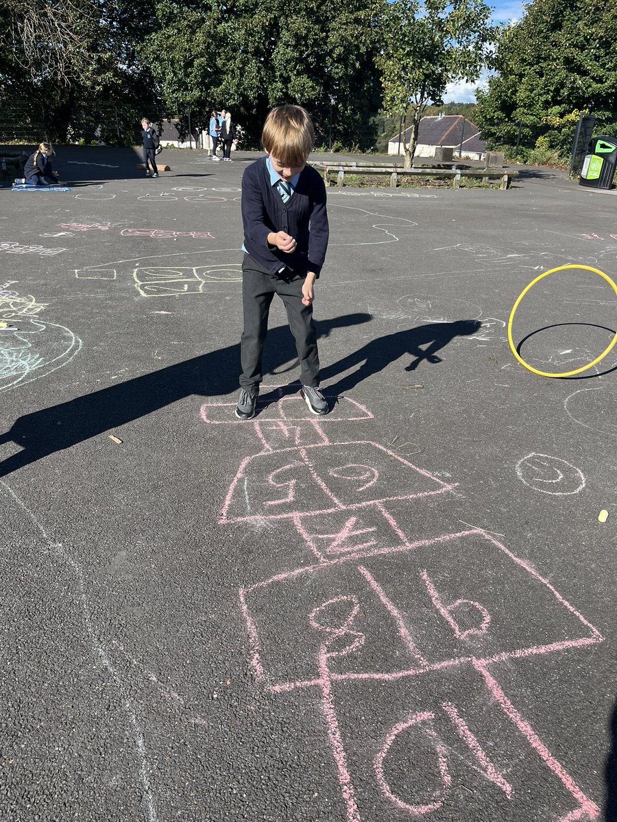 mrslcampbell20's tweet photo. P4 @StPatricksPS15  It’s Math Week 😊 lots of great learning experiences going on this week ⭐️ #mathweekscotland https://t.co/gYEVfgv7XC