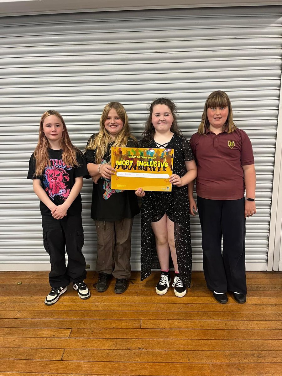 DGCsport's tweet photo. Hardgate Primary held an in-house dance competition where the pupils got to create all their own choreography

Active Schools were asked to judge - and what a fabulous bunch of performers they are!!! 👏 

Well done to you all 🎉🎉 

#ActiveSchools #LetsMoveTogether https://t.co/2bcdFUhVNr