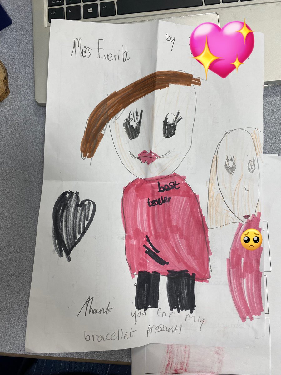 Miss Everitt tweet media