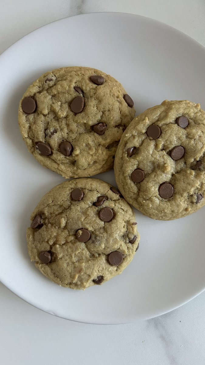 Mommy’s cookies are the best cookies in town 🫶🏻🍪🥛