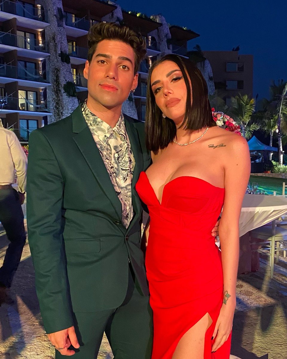 lalobrito's tweet photo. VOTA X KARIME
Siempre fue una chida conmigo, ella merece ganar!! @karimepindter_ venga matrushkaaaa! https://t.co/4iNZwxKtWh