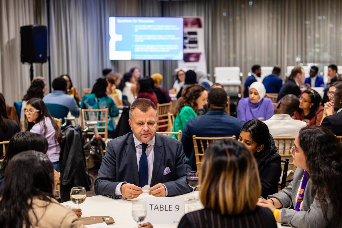 Felipe Paullier (@felipepaullier) on Twitter photo 📣 Yesterday, together with <a href="/UNYouthAffairs/">UN Youth Office</a>, we invited partners to celebrate the achievements of the #BeSeenBeHeard campaign and collaborate on the next steps. Ministers, activists, parliamentarians, <a href="/UN/">United Nations</a> agencies, and more, came together for an essential dialogue. Youth 📣 Yesterday, together with <a href="/UNYouthAffairs/">UN Youth Office</a>, we invited partners to celebrate the achievements of the #BeSeenBeHeard campaign and collaborate on the next steps. Ministers, activists, parliamentarians, <a href="/UN/">United Nations</a> agencies, and more, came together for an essential dialogue. Youth