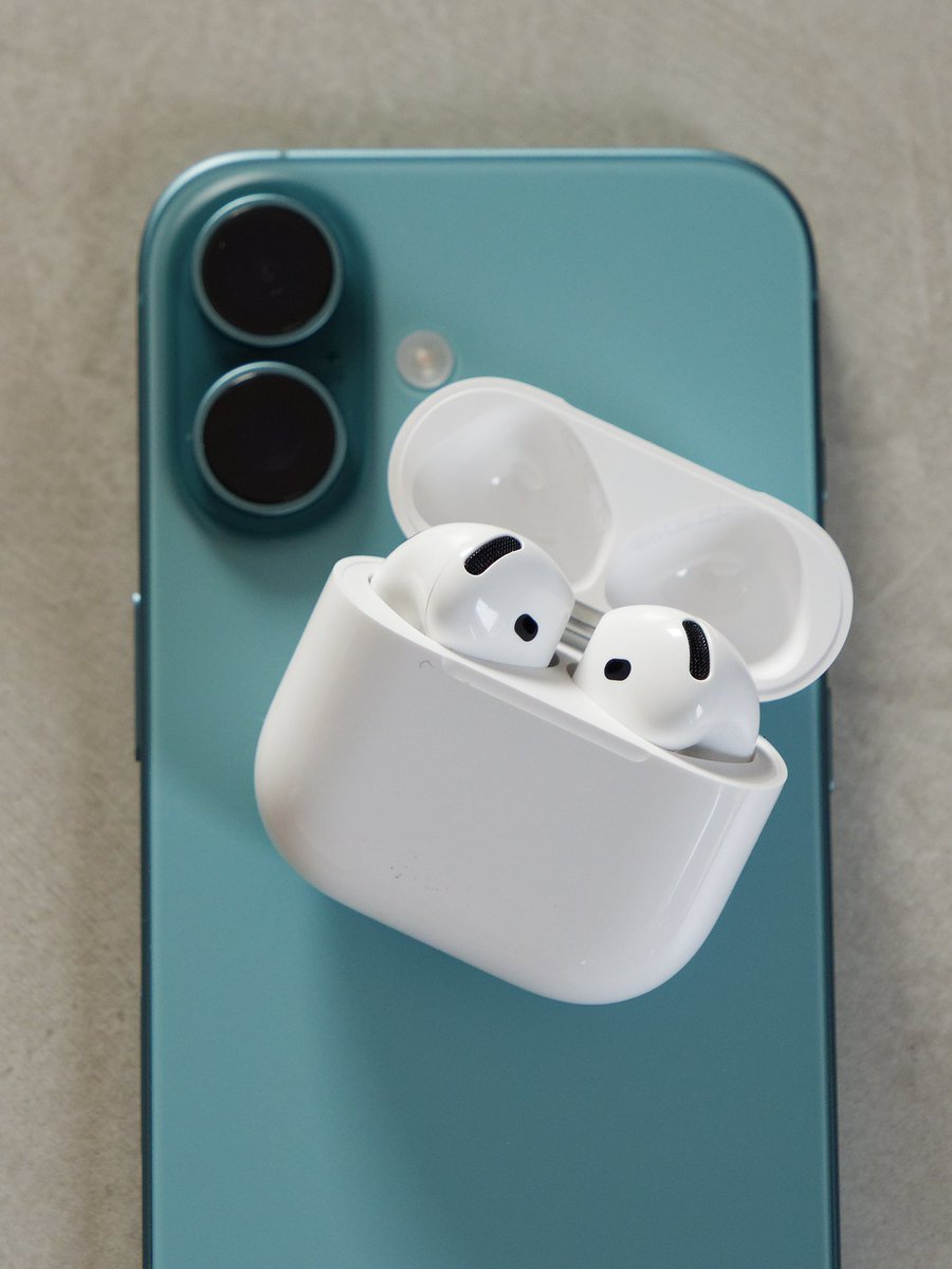Probamos los #AirPods4 de Apple y tenemos mucho que contar. 🎧 ¿Vale la pena la cancelación de sonido? ¿Es cómodo el diseño sin almohadillas? Descúbrelo en nuestro análisis completo. 🔍 #Apple #Tecnología #Review #CancelacióndeRuido 

youtu.be/lXiW8CxDTUA