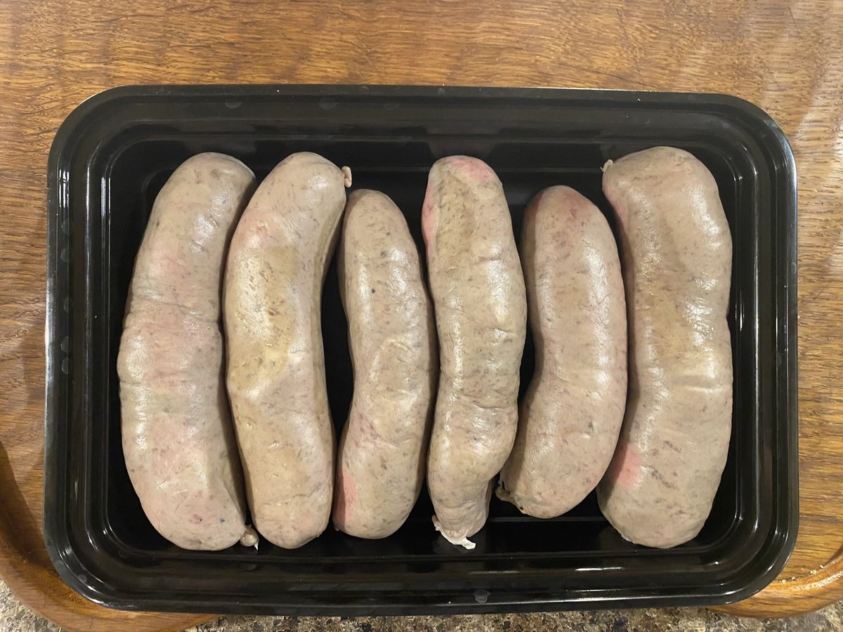 amblingwarrior's tweet image. If you are wanting to support @10DowningStreet in freeing some sausages, @PerrystoneM have a good supply and a choice of flavours. 
With the cooler weather, a great cheap dinner when served with mash and gravy to prepare for the coming tax rises. @hazeyh @BBCNews
