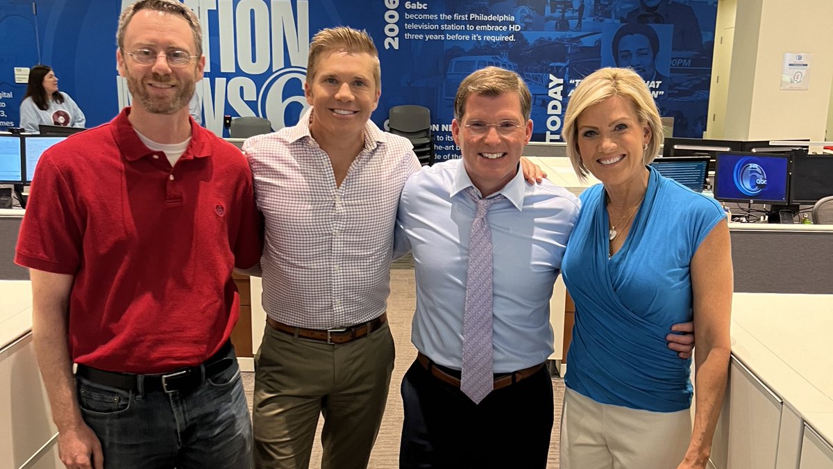 Cecily Tynan tweet media