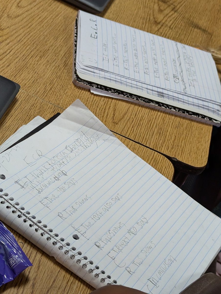 PGE_CougarCubs's tweet photo. Students identify strongly collected text evidence to support thinking with the ECR structure. Mrs. Jacobson models learning and Ss are super engaged! #WIG #critcalthinkers #accountabletalk @MrsJacobsonPGE https://t.co/zaCOcC7Pxp
