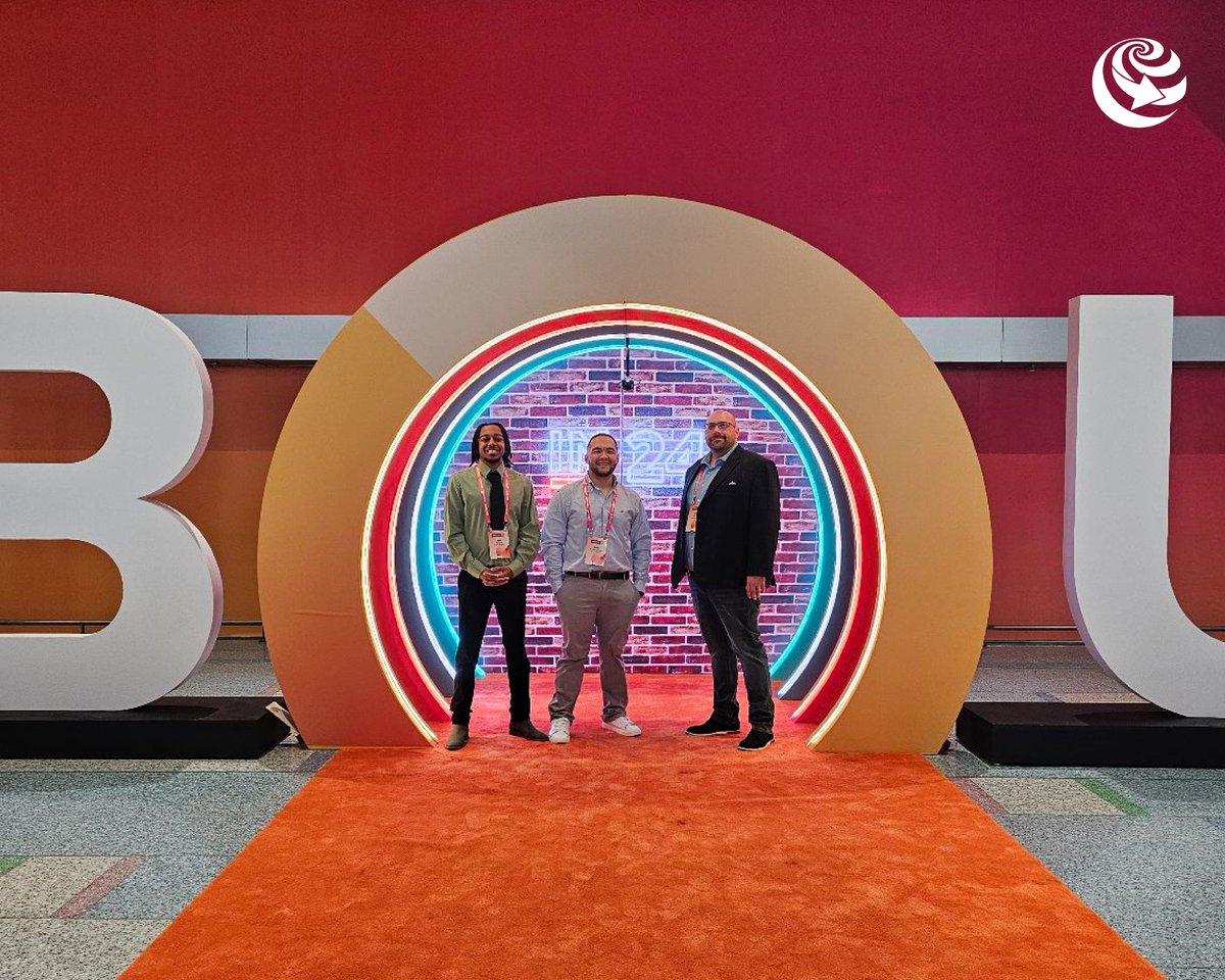 CircleDelivers_'s tweet photo. Circle Logistics at #INBOUND24 ๐
Our team has returned from the @HubSpot @INBOUND Conference in Boston, where we explored the latest trends in marketing and logistics.๐
Stay tuned for updates as we put these insights into action! #Logistics #CircleLogistics #HubSpot https://t.co/EOZta6M7LZ