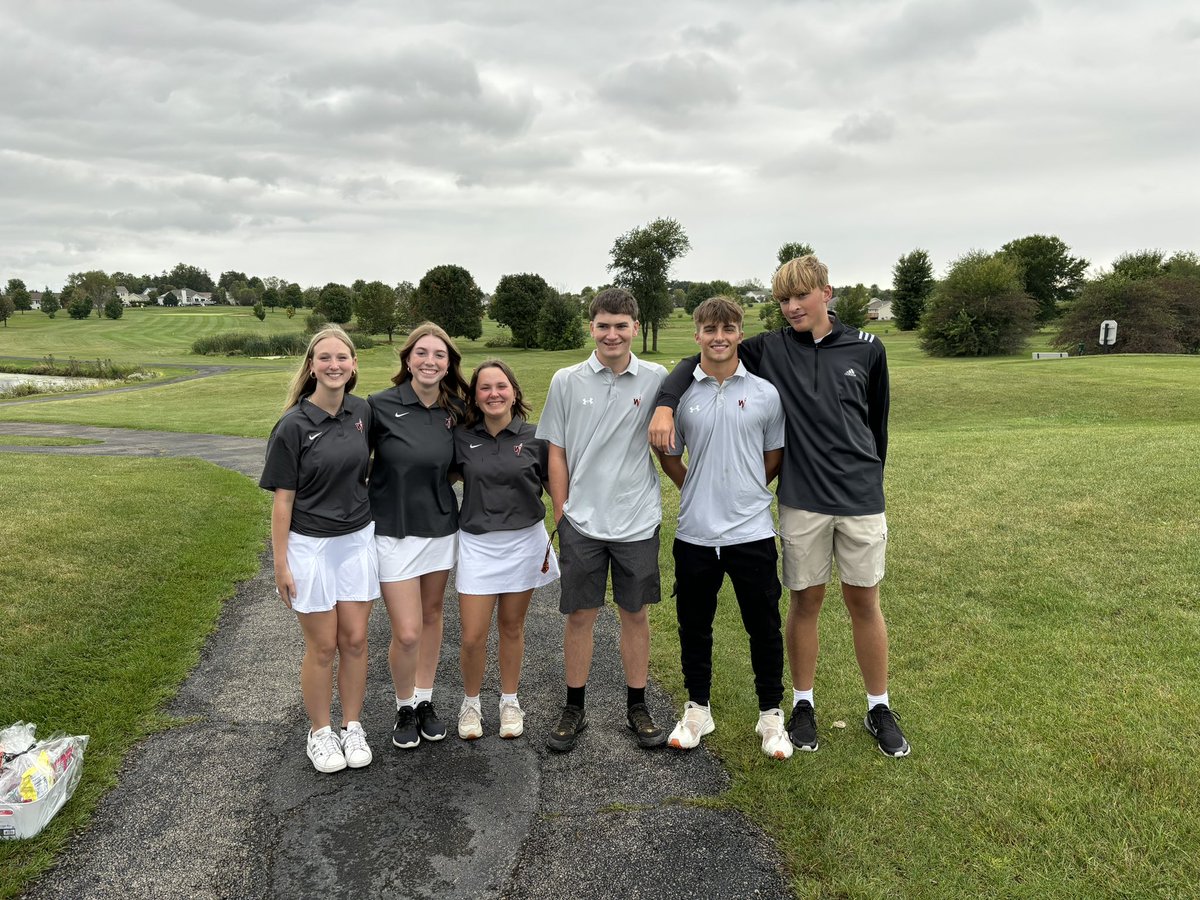 Golf Senior Night! Gonna miss these kids! 🧡🖤