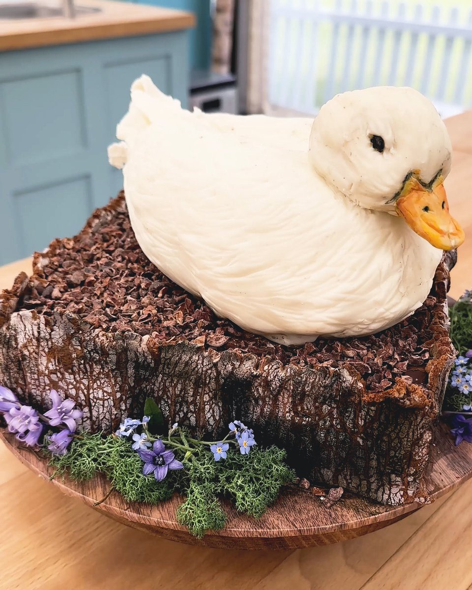 anna_edgell21's tweet image. You vs the guy she tells you not to worry about  #GBBO