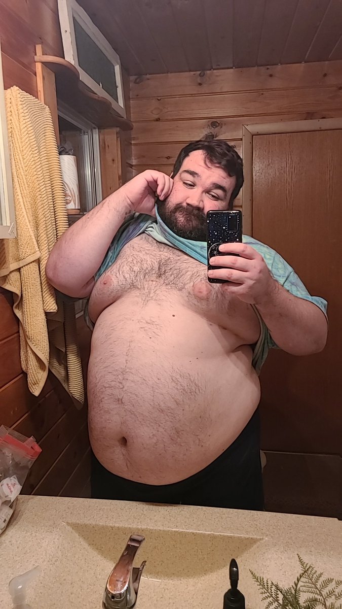 HDoughness's tweet photo. Three posts in one day?!  You're welcome. This is 405lbs. https://t.co/ZhRXQOiC0l