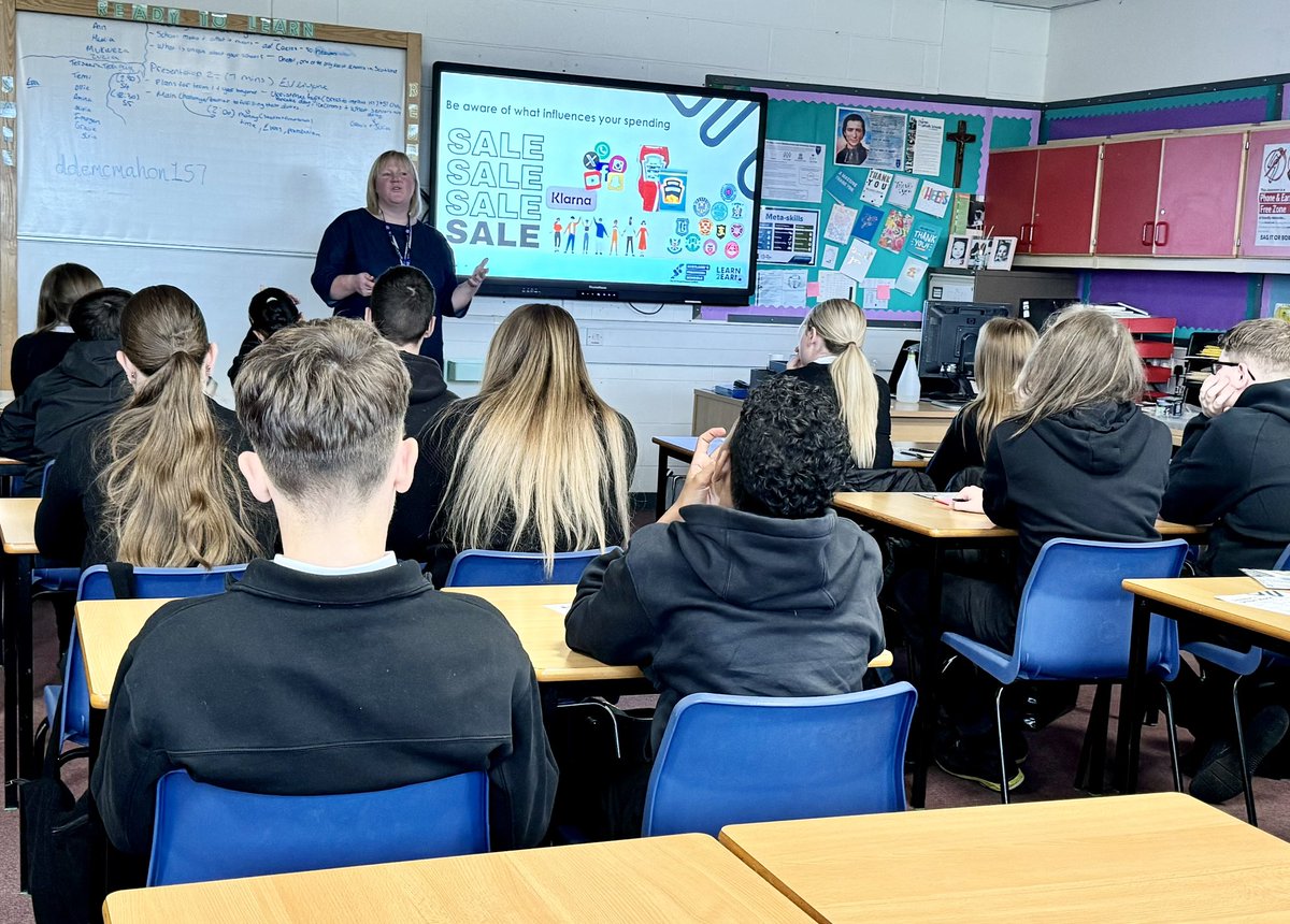 stjohnsmaths's tweet image. Today’s “Learn 2Earn” finance workshop, in Business Studies, had S3 pupils planning their aspirational lifestyle goals and how they could prioritise and budget for these. 
#YoungEnterpriseScotland
#skillsforlife
#NumeracyAcrossLearning
@StJohnsOfficial @StudiesSt