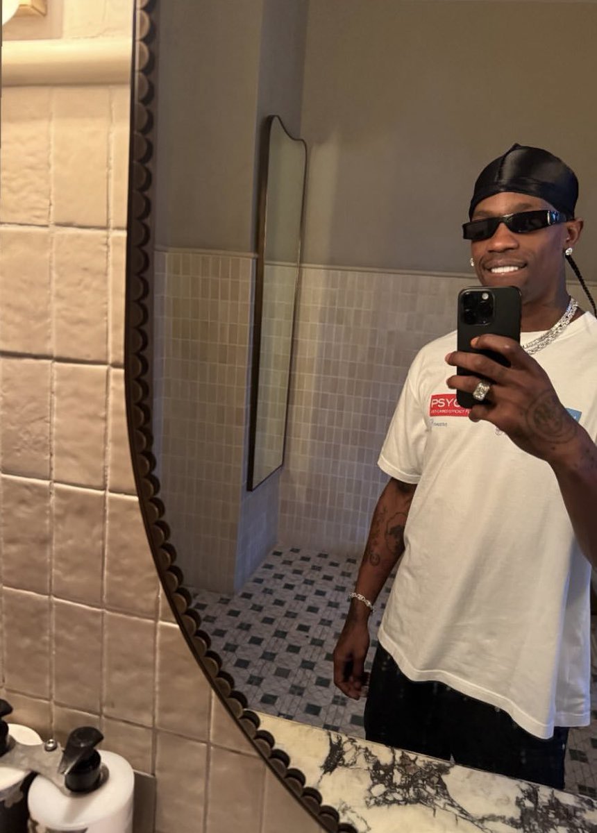 FAN OF TRAVIS SCOTT (@rodeothealbum) on Twitter photo 