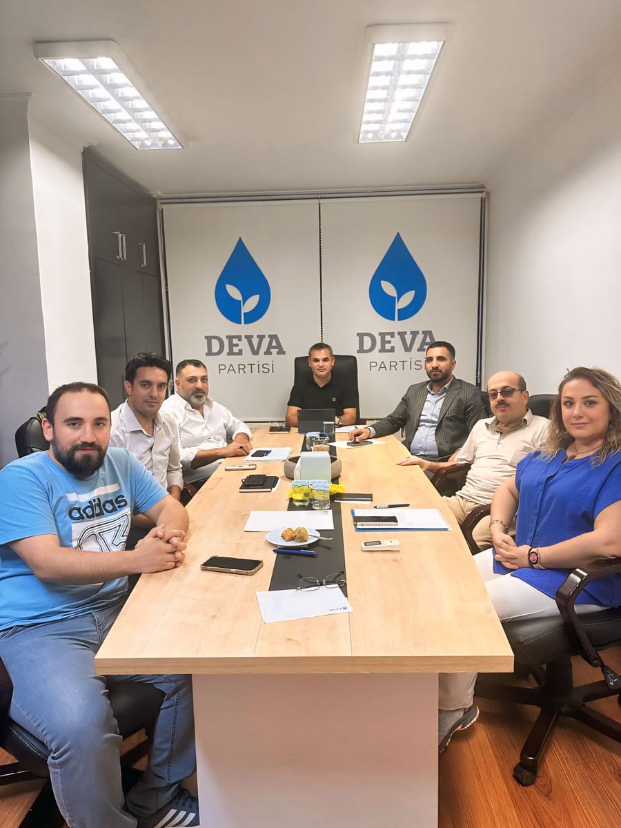 Deva Partisi Kocaeli İl başkanımız Yunus Katı bey başkanlığında ilçe başkanları toplantısına Gebze ilçe başkanımız Ahmet Demirtaş katılım sağladı.

#kocaeliyedeva #gebzeyedeva