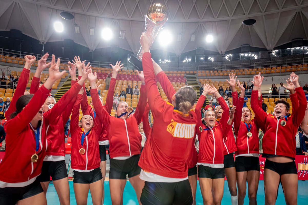 La WEVZA CUP 2024 è di Roma.
Più difficile di quanto si potesse pensare. Adesso arrivano Campionato di serie A1 e CEV Challenge Cup 2024/25.
Primo obiettivo raggiunto.
What's next?
#lasquadradiroma #dentroilcuore