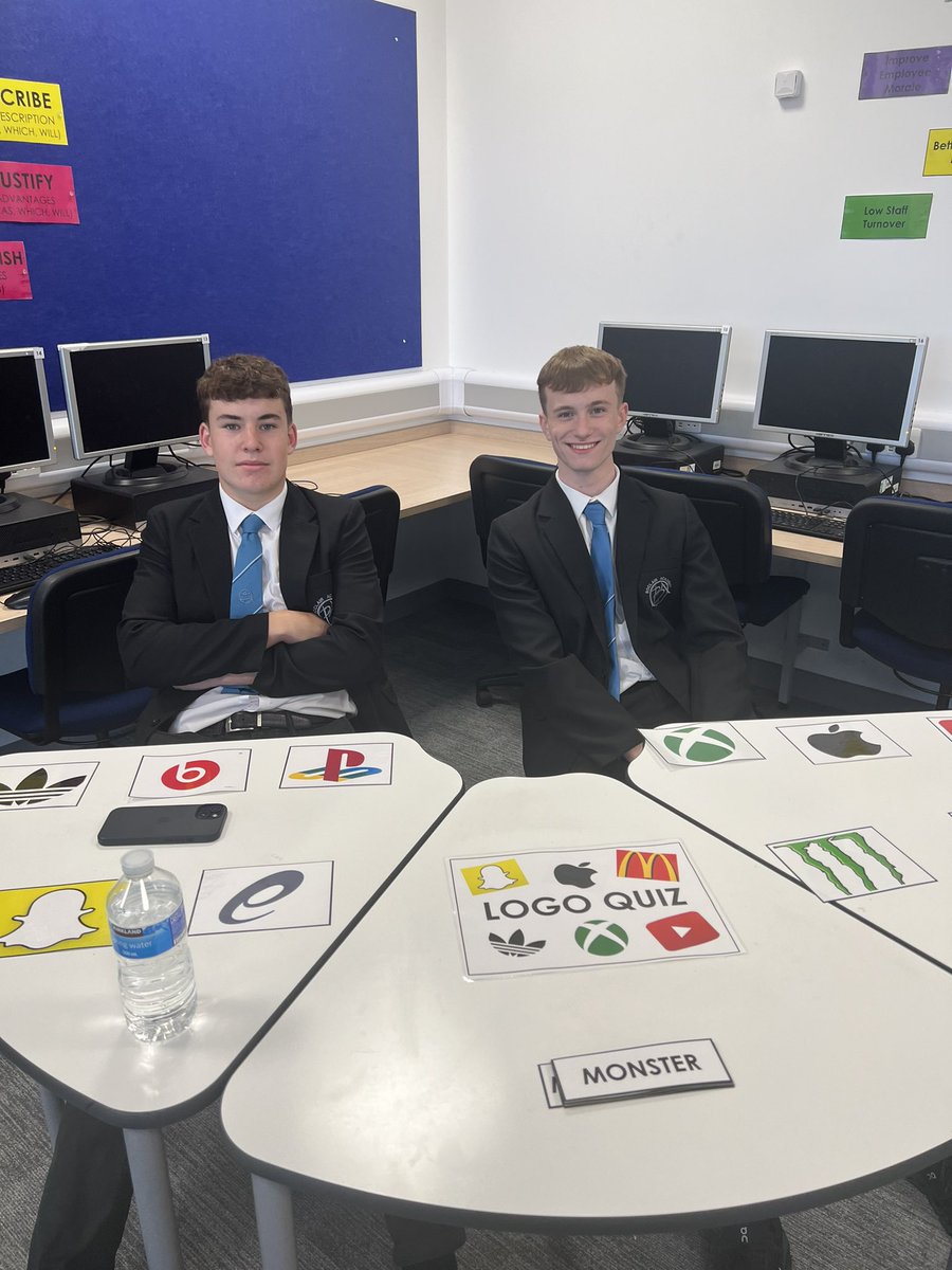 Thanks to our amazing helpers at the P7 open evening tonight! It was a wonderful evening meeting our future S1s. @BoclairAcademy <a href="/BoclairBusiness/">BoclairBusiness</a>