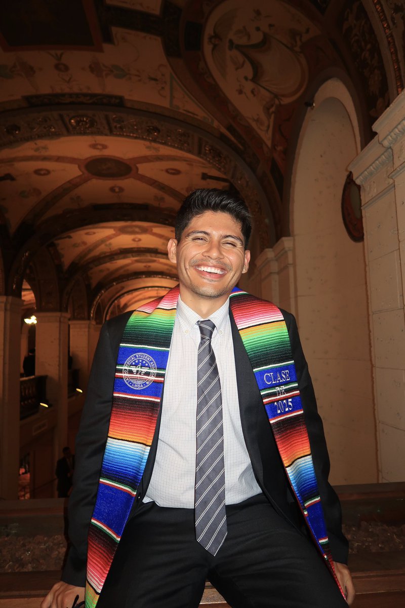 DevinBarzalloMD's tweet photo. Celebrated 5 incredible years with the Latino Medical Student Association this weekend, and today I officially submitted my residency applications! 👨🏽‍⚕️ #Classof2025 #MiGente https://t.co/IKQ3dm9mnQ