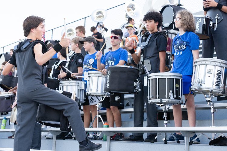 BMSBears's tweet photo. Bailey Students zoned for Bowie got to spend a night in the stands with the Bowie Band!! #AISDJoy https://t.co/ZW0Ok4BJ6g
