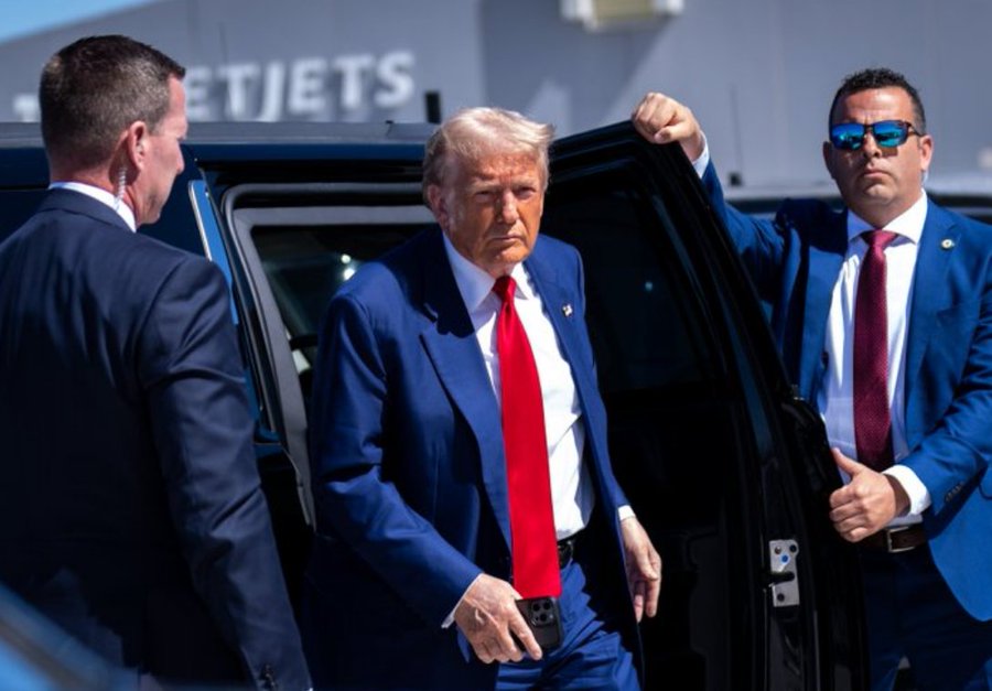 lilo623's tweet image. Montana poll by @RMG_Research

U.S. Senate ―
 
🟥 Tim Sheehy  50%  @SheehyforMT

🟦 Jon Tester  43%

President ―

🟥 Donald Trump  59%  @realDonaldTrump

🟦 Kamala Harris 38% 

@IAPolls2022 #Montana #MT #TimSheehy #Trump