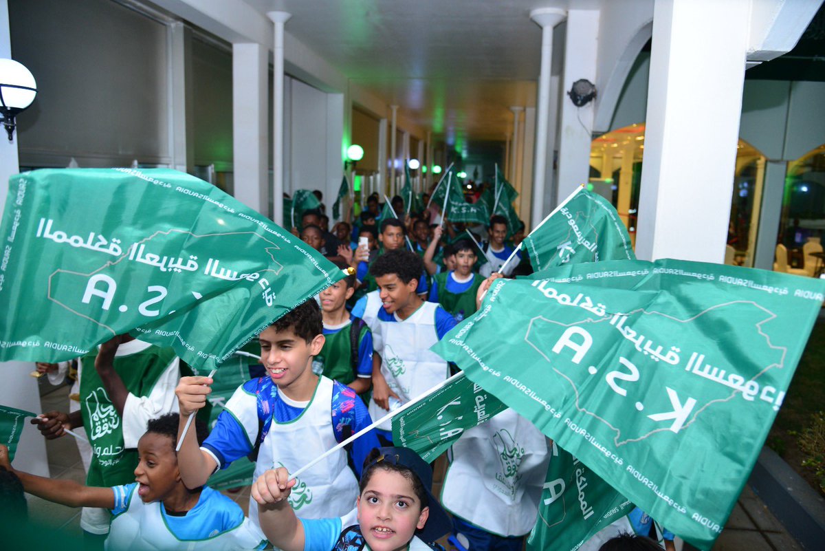 Riyadh_house's tweet photo. وقد أقيمت ضمن الفعاليات مسيره للمشاركين في الفعاليات تعبر عن احتفالهم  بهذه المناسبة. https://t.co/vmE9F4ln5g