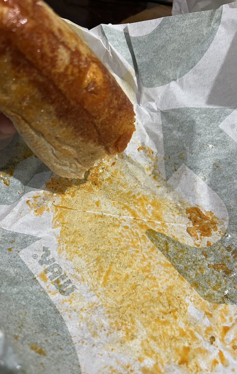 allthingzabsurd's tweet photo. Ordered a paneer sub from #Subway and guess what? NO paneer! Just drowning in sauce and oil with barely any veggies. 
At this point, I think the sandwich needs therapy more than I do. 😅 

#SubwayFail https://t.co/z96ETX8QSL