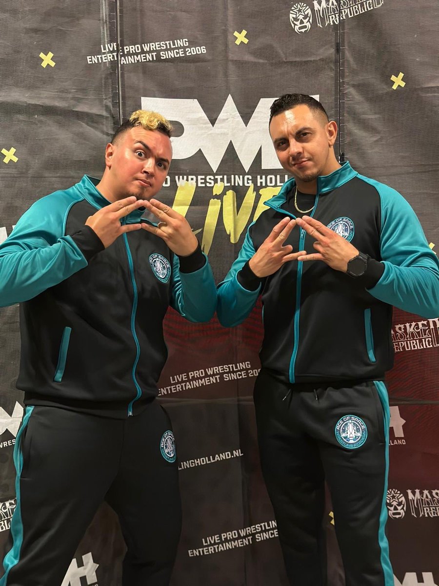 MaxStGiovanni's tweet photo. โLightspeedโ Leon and โMoonshotโ Max taking over @pwhwrestling !!! ๐๐ฏ๐ณ๐ฑ
#StGiovanniBrothers #AceOfSpaceAcademy https://t.co/ESjfcqOYQK