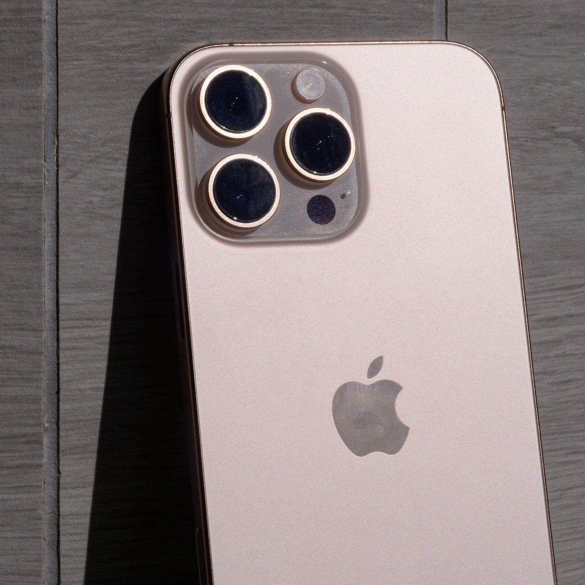 ¡Estamos probando el iPhone 16 Pro Max! una pantalla aún más grande y algunas sorpresas como un nuevo botón de cámara 📸. ¿Queréis saber más? ¡Os esperamos en el vídeo completo! 😎
youtu.be/or86r6SkqDU

#iPhone16ProMax #Apple #Novedades #Tecnologia