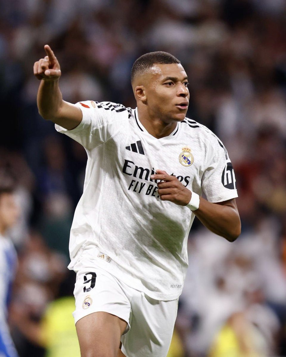 madrid_total2's tweet photo. 🚨 SORTEO EXPRÉS INTERNACIONAL

CAMISETA de los goleadores de hoy KYLIAN MBAPPÉ!

Requisitos:
• RT
• Follow @madrid_total2 y @futboljersey7

Opcional: Mencionar a 1 amigo para doble participación https://t.co/3iNWOGmRXs