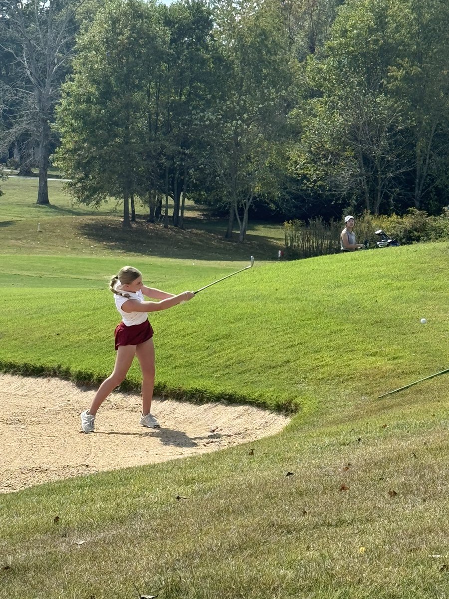 FHSAdmiralsGolf tweet media