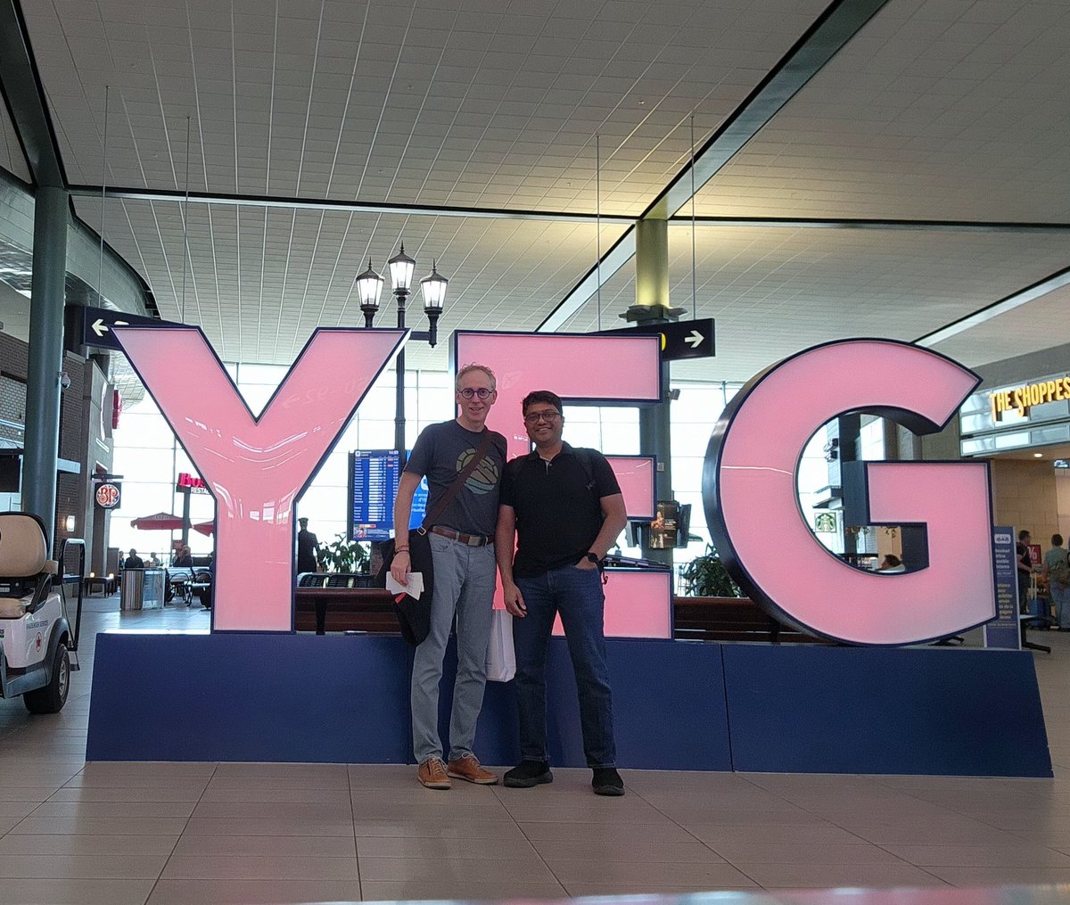 dr_nikhilshah's tweet photo. #ISPD24
@SkepticalTweetR and I are ON OUR WAY TO DUBAI!!!!
(Finally, if we don't miss our connection in Toronto!)
@PD_Perls hold the plane please. https://t.co/QZzkeTe7vd
