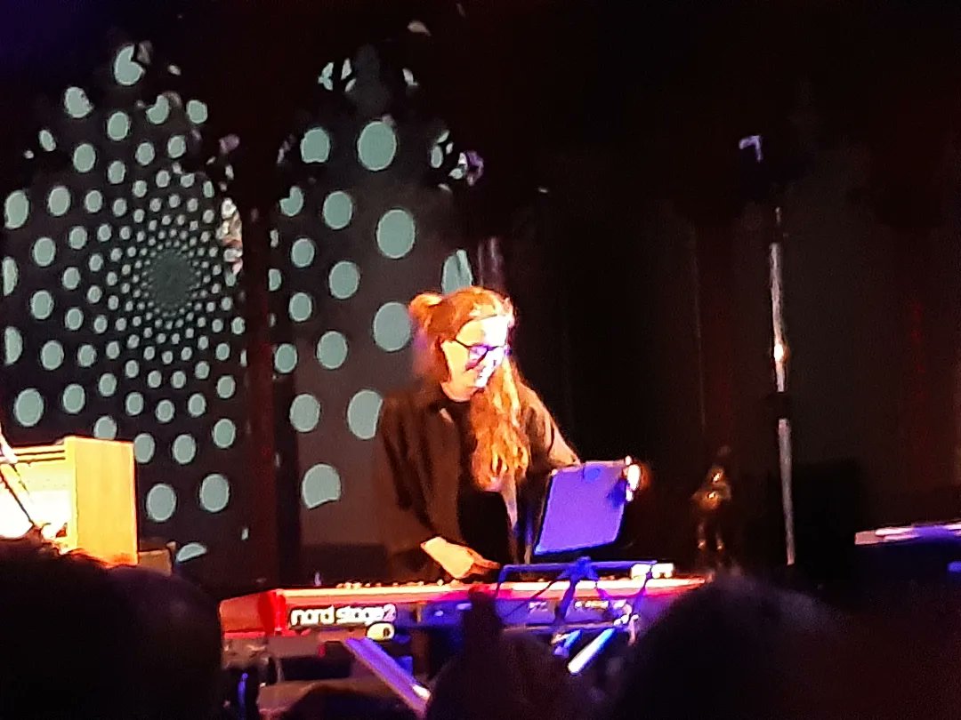 angela_slaven's tweet image. 🎶Moogie Wonderland🎶
Many thanks to all at #HiddenNotes for another brilliant Festival - Kat Tinker, Laura Cannell,Daniel Inzani,Suzanne  Ciani, Will Gregory Moog Ensemble, Mary Lattimore, Echo Collective and many more. A magical weekend. 
#stlaurencestroud