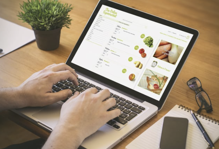 chris_veillon's tweet photo. According to @ChainStoreAge here’s what #consumers want from online grocers: https://t.co/dDnwmXapV0 https://t.co/GfLZToPmLl