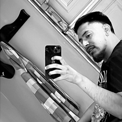 Darealycee's tweet photo. #NewProfilePic https://t.co/r0stp43B7T