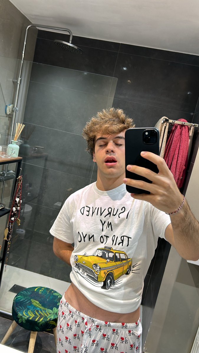 ≡vangeli⌀n 𐚁 tweet media