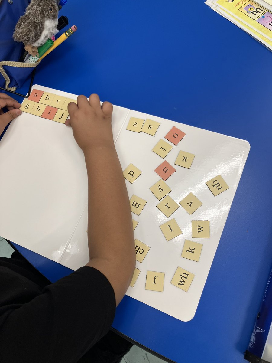 gins_miss's tweet photo. Nothing like setting up our new Just Words boards for the year 🥰 https://t.co/sFjHIwzmNm