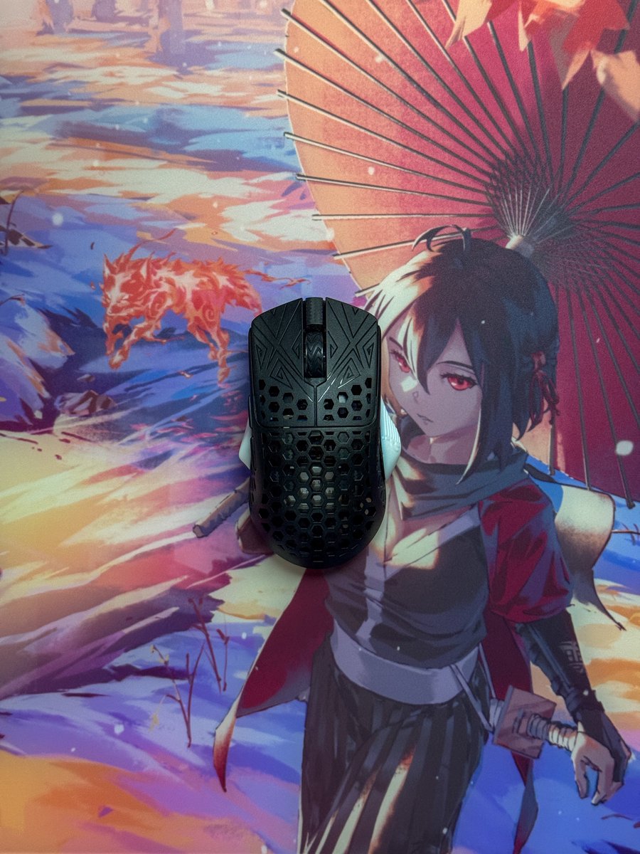 Gorgeous 😍

- Yuki Aim Kistune
- Vancer x Arbiter Studio Akitsu
- SoSpacer Grips